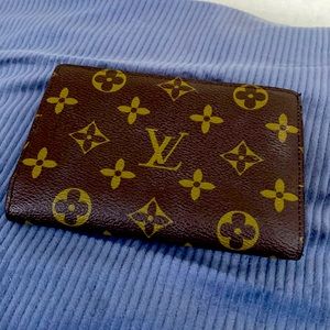 Louis Vuitton coin and card wallet